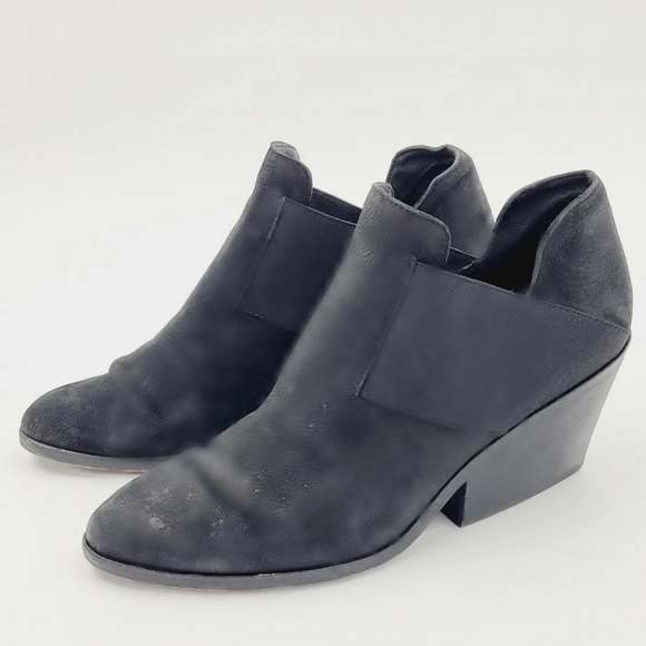Eileen Fisher Black Suede Almond Toe Stretch Ankle Bootie Size 8 - Picture 3 of 10